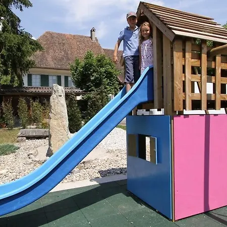 ホテル Baeren Oberbipp